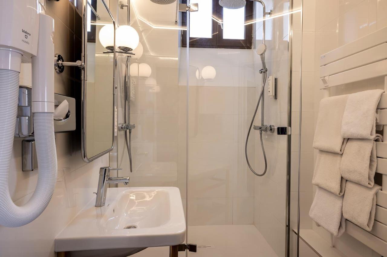 Des Marronniers Hotel París